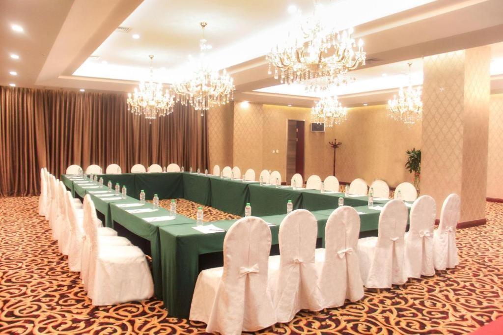 Shenyang Haiyun Jinjiang International Hotel Zewnętrze zdjęcie